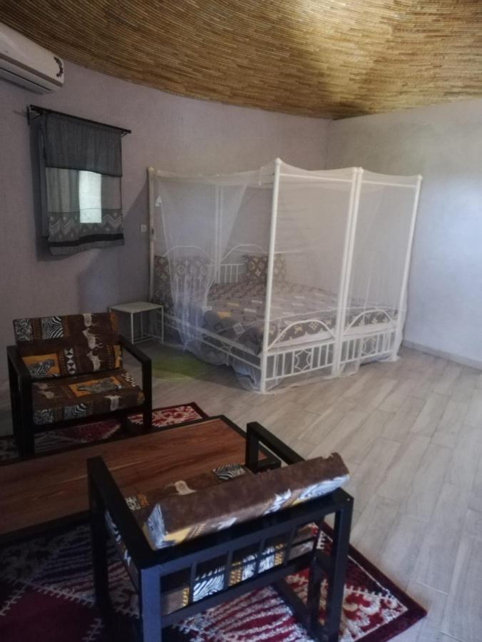 Hotel Les Fromagers à Missirah Extérieur photo